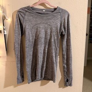Lululemon Swiftly Tech Long Sleeve Crew